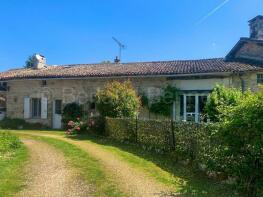 Photo of Poitou-Charentes, Deux-Svres, Lezay