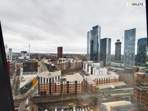 CAM01231G0-PR0033-STILL015