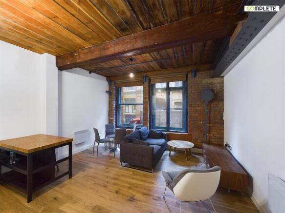 CAM01231G0-PR0063-STILL003