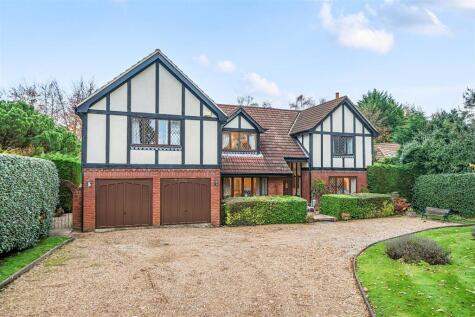 Hemlock Close, Kingswood, TADWORTH