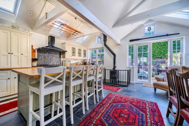 Kitchen / Dining