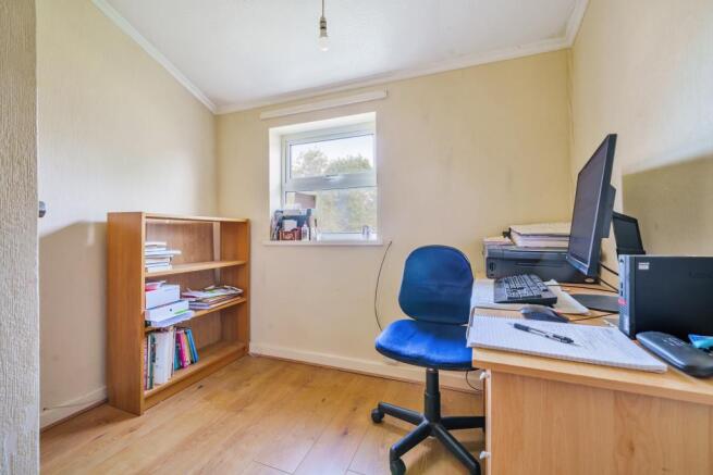 Bedroom / Home Office