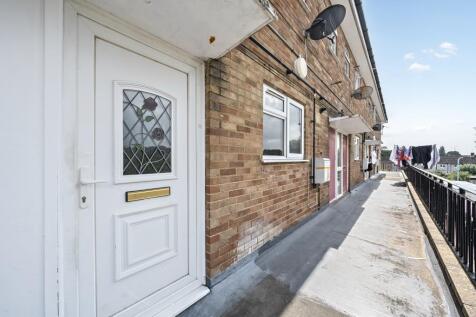 Tilehurst,  Reading, Berkshire, RG30