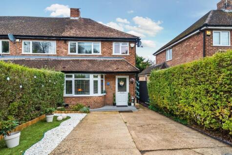 Thirlmere Avenue, Reading,  Berkshire, RG30
