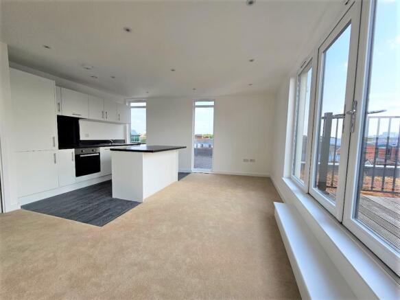 Kitchen/Living Area
