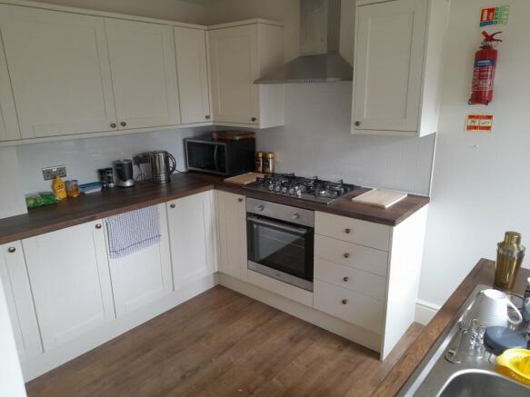 74 Vivian Rd Kitchen