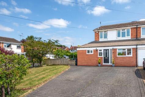 Redland Close, Marlbrook, Bromsgrove, Worcestershire, B60