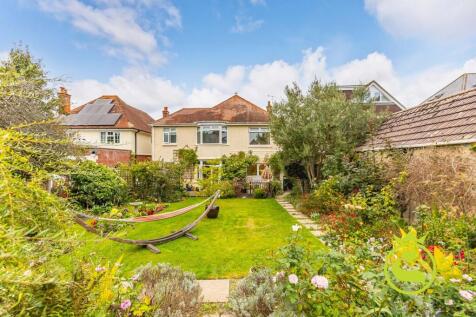 Twemlow Avenue, Poole Park, BH14