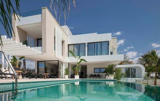 Villa and Private