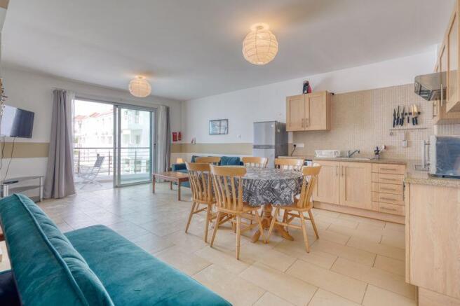 Lounge, Kitchen,...