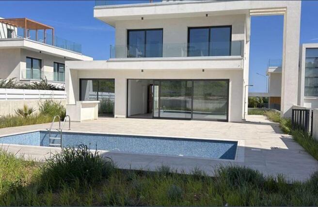 Rear of Villa 28