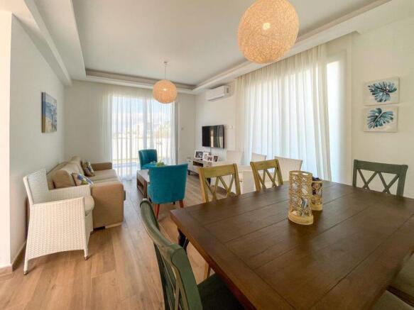 Lounge with Dining