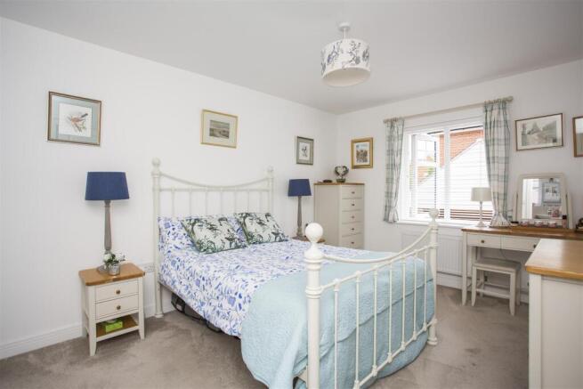MASTER  BEDROOM
