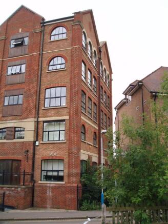 Whitefriars Wharf 62 portrait.JPG