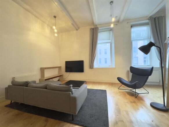 Lounge/Kitchen/Dining