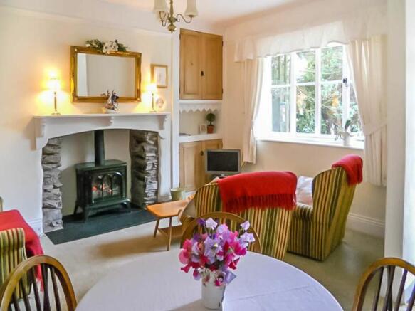 SITTING ROOM