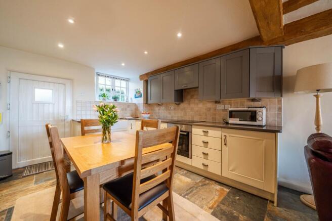 OPEN PLAN KITCHEN/LIVING