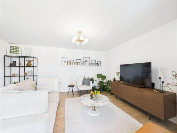 Living Room/Kitchen