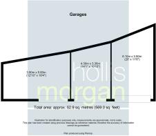 Rank of Garages @ Boulton's Lane, Downend Road, Ki