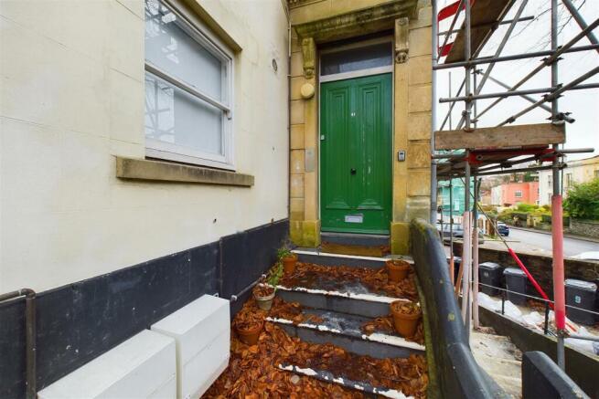 Flat 4, 41 Redland Road, Bristol BS6 6AG | Leaseho