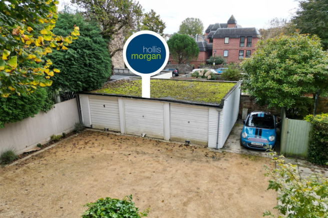 Middle garage to rear of 74 Pembroke Road, Clifton