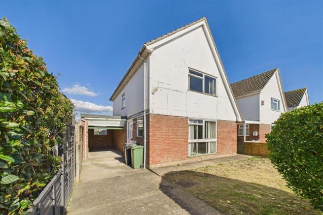 7 Oakdale Gardens, WSM BS22 6AS | Freehold Detache