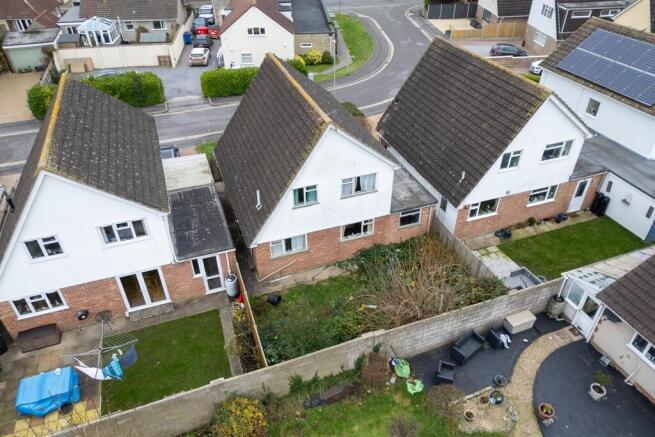 7 Oakdale Gardens, WSM BS22 6AS | Freehold Detache