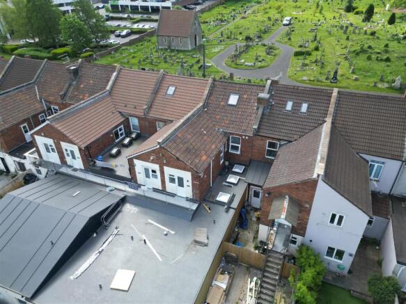 Flats 1 & 2, 379 Bath Road, Arnos Vale, Bristol BS