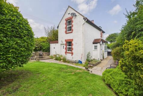 Detached | Updating | Dundry