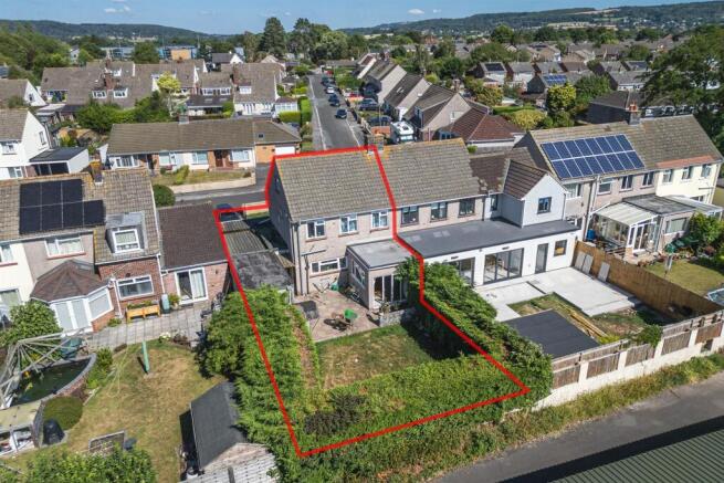 44 Hillcrest Road, Nailsea, North Somerset BS48 2J