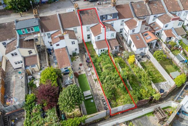 230 Coronation Road, Southville, Bristol BS3 1RL |