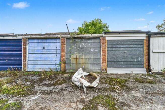 Garage 15 @ Bourne Avenue, Catshill, Bromsgrove B6