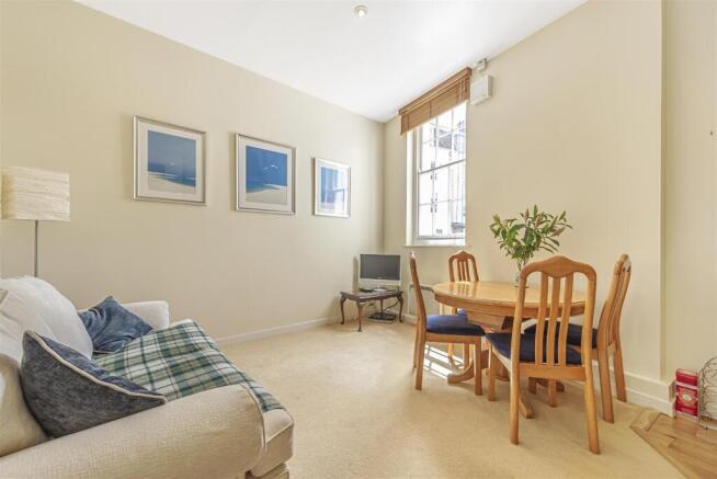 Flat A College House, Orchard Street St. Augustine