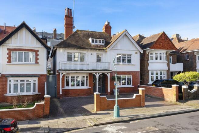 hollandroad120251