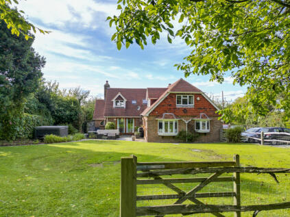 Henfield Road, Small Dole, Henfield, BN5