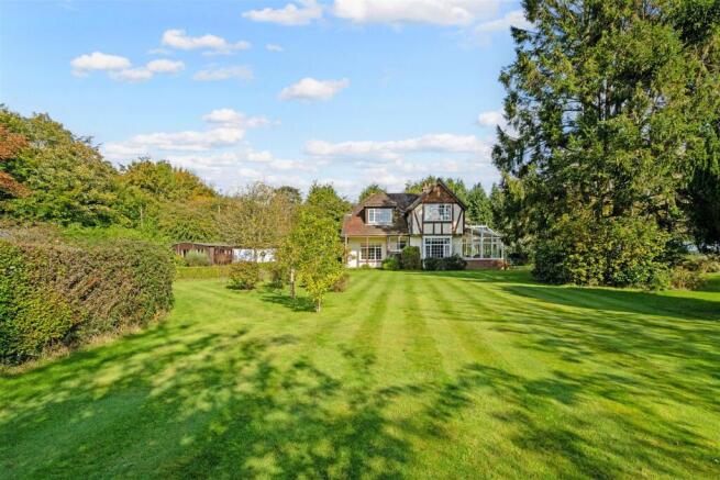 House & Gardens