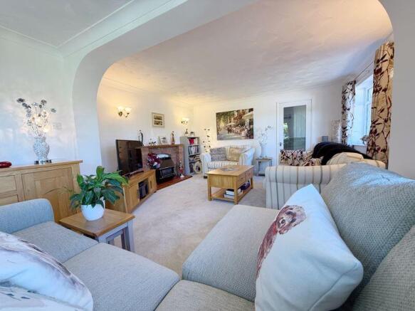 Living Room/Dining Room