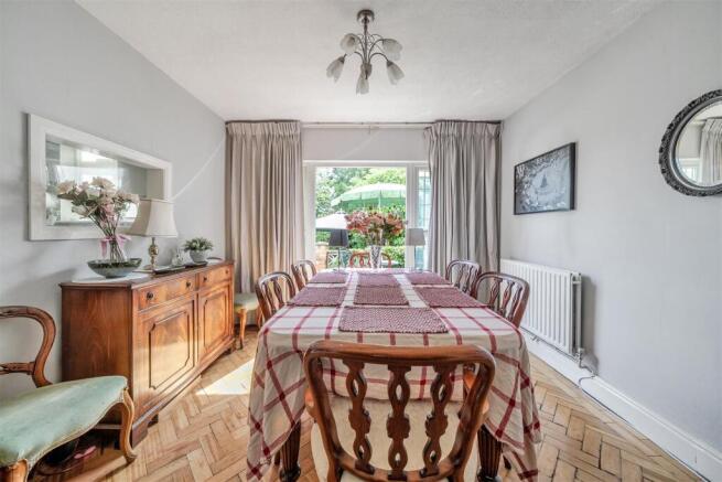 Dining room.JPG