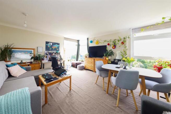 Living / Dining