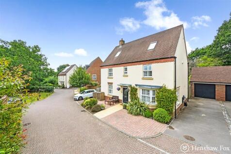 Magnolia Walk, Romsey, Hampshire