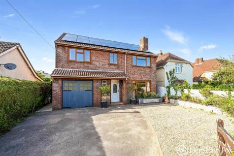 Larch Avenue, Holbury, Hampshire