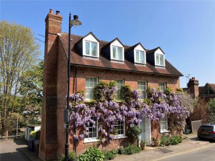 Lower Street, Haslemere, Surrey, GU27