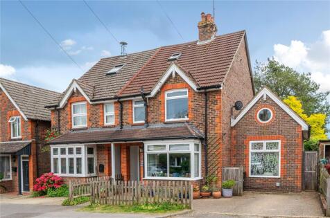 New Road, Haslemere, West Sussex, GU27