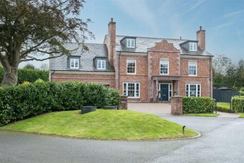 An outstanding Georgian style detached family residence in Eaton