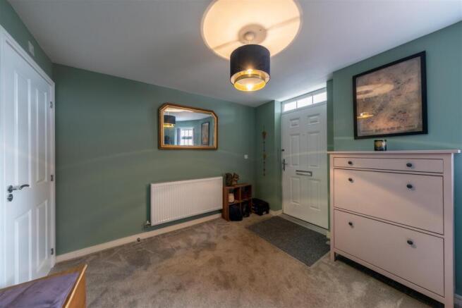 39 Hazelhurst Way-002.jpg