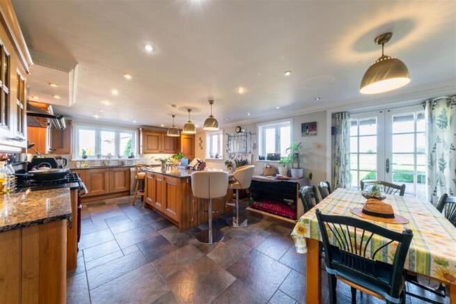 Baddiley Lodge-002.jpg