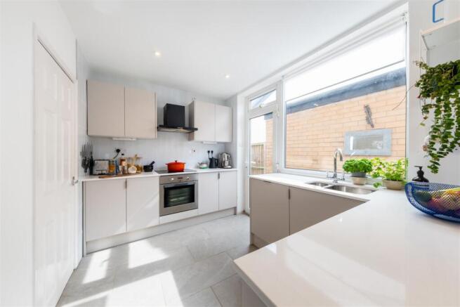 10 Crossfields-012.jpg