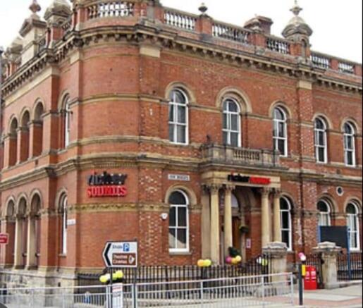 Apartment 6, 74 New Briggate - 2.JPG