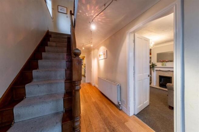 57 Oathills Drive-015.jpg