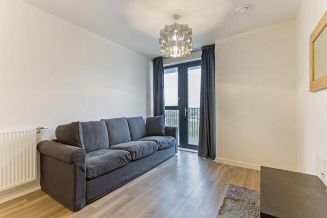 98637_Flat 58 581...